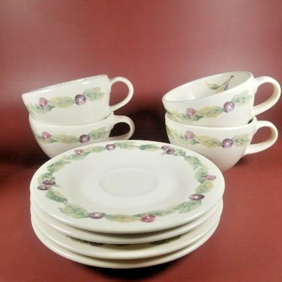 Pfaltzgraff Jamberry Coffee Cups and Saucer Plate Set of 4 with Creamer 9 Pc Lot - Picture 12 of 16